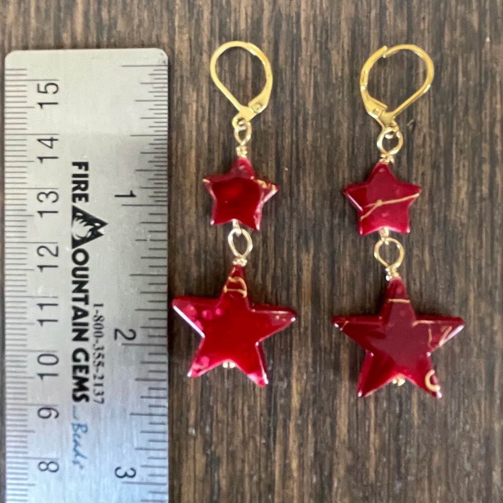HAND CRAFTED EARRINGS Double Stars Red Gold Veins - Picture 3 of 10